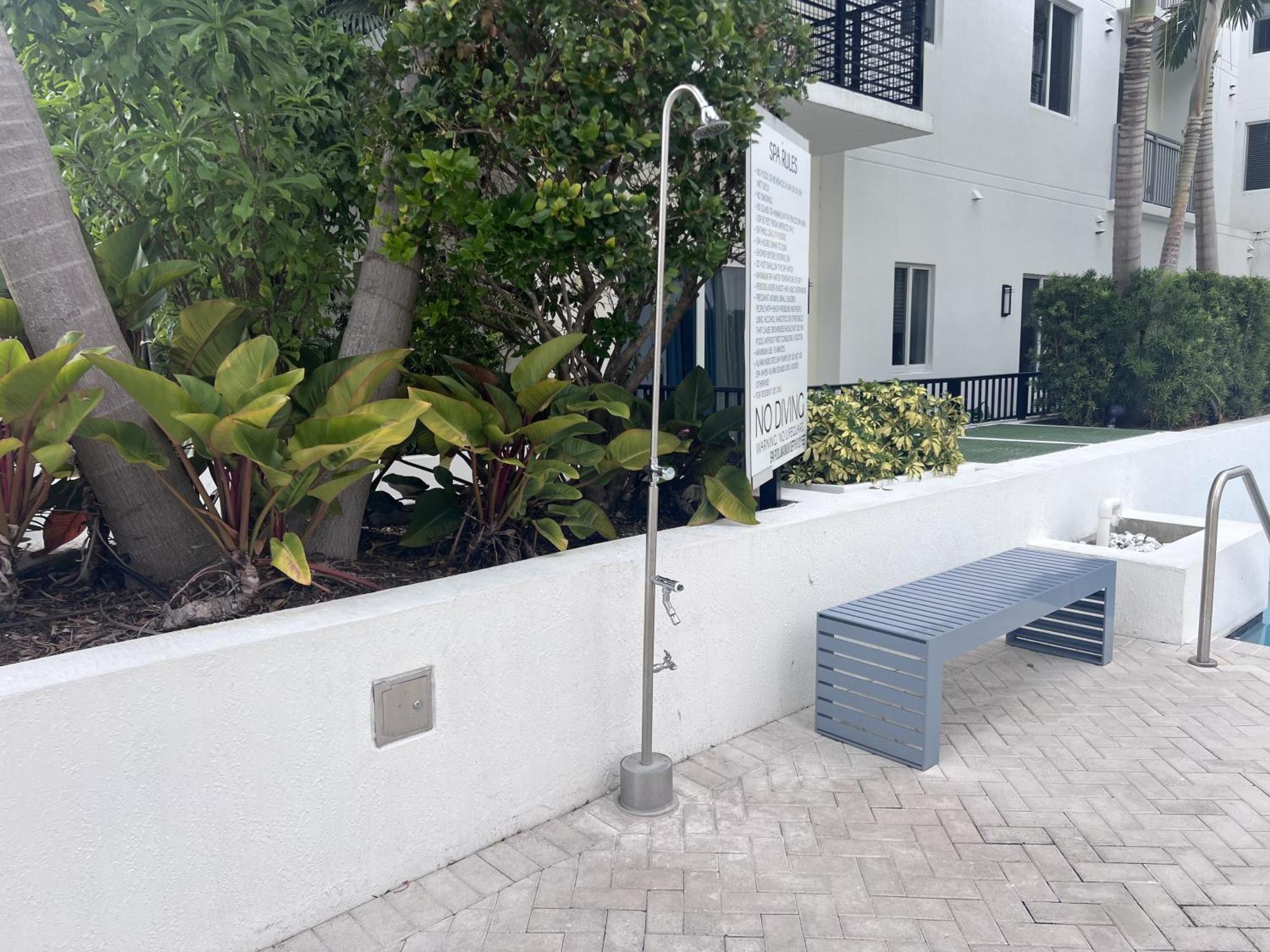 Master Bed Room In Calle Ocho Miami Exterior photo
